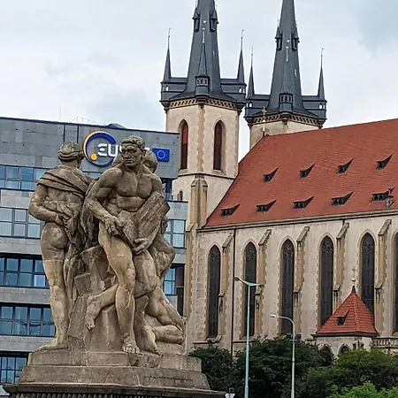 V Prazskych Holesovicich C1 Prag