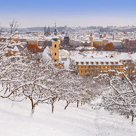 Rum i privatbostad V Prazskych Holesovicich C1 *