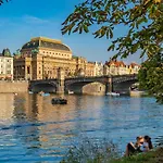 V Prazskych Holesovicich C1 Praga