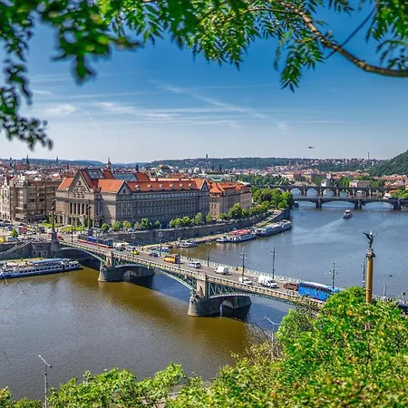 Kwatera prywatna V Prazskych Holesovicich C1 *